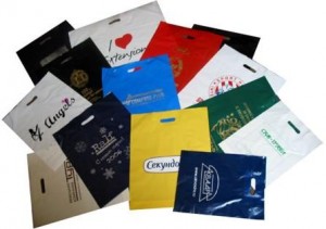 Пакеты с логотипом повышают интерес к рекламируемой компании